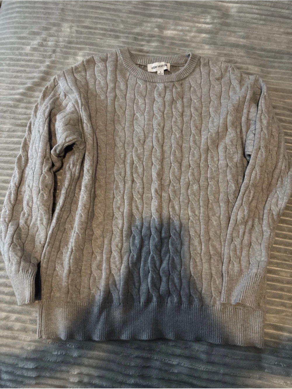 Women’s Cable Knit Crewneck Sweater - Light Gray